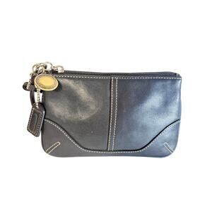 Vintage Coach Soho black leather wristlet with white contrast stitching